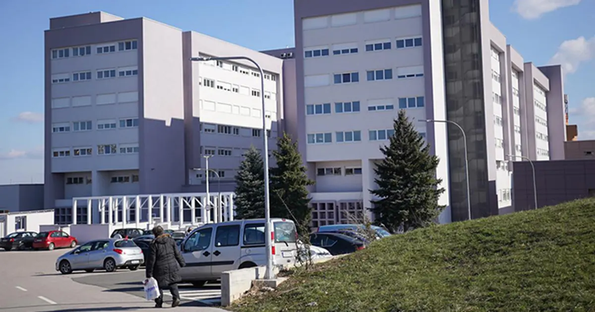Samoubistvo u UKC, pacijent skočio sa 5. sprata bolnice