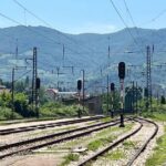 zeljeznica pruga tracnice voz