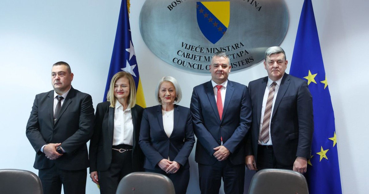 potpisan kolektivni ugovor za institucije bih