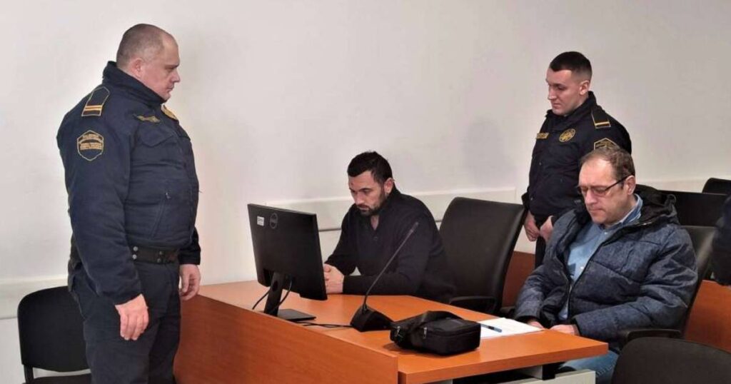 Emir Selimović se izjasnio da nije kriv za ubistvo supruge i sina