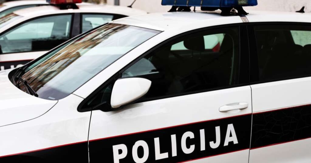 policija
