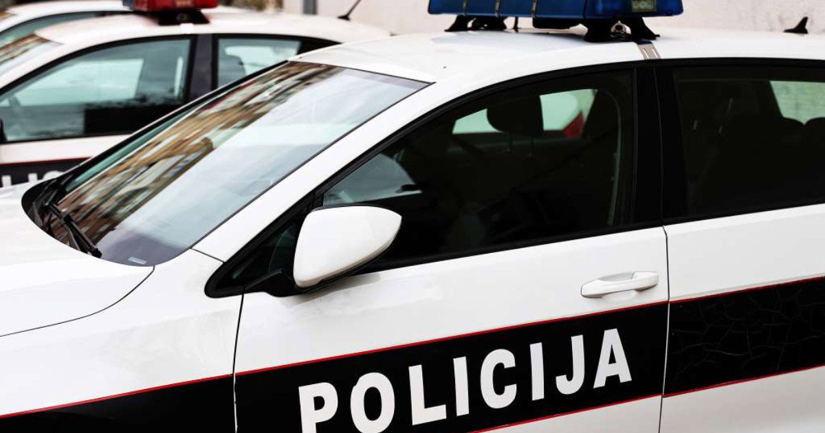 policija