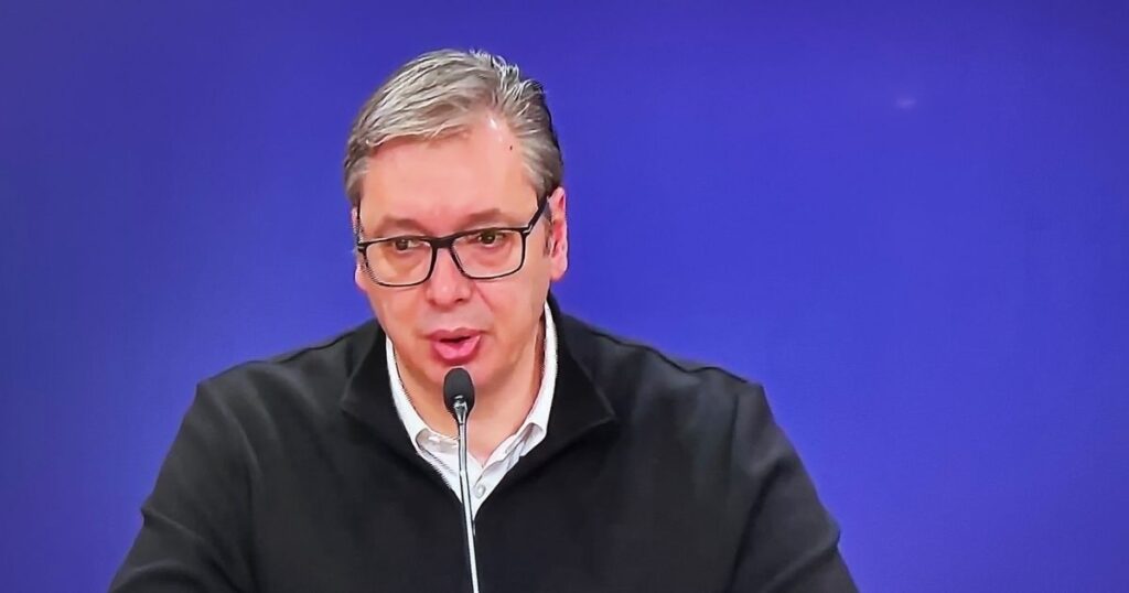 vucic nakon protesta se obraca