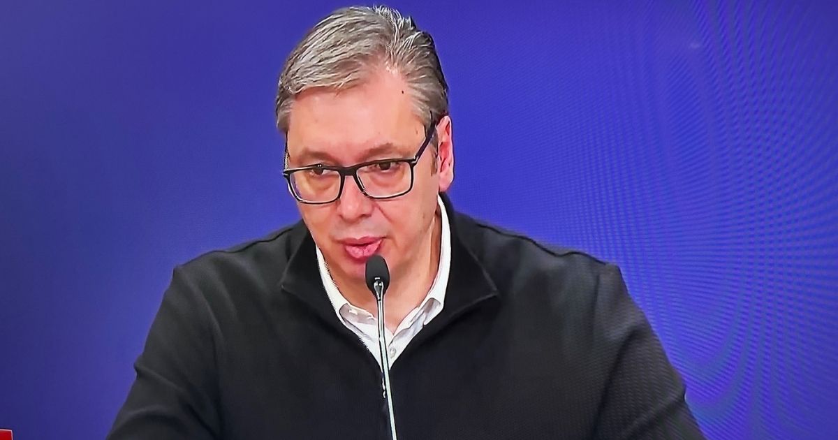 vucic nakon protesta se obraca
