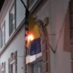 zapaljena zastava u brčkom