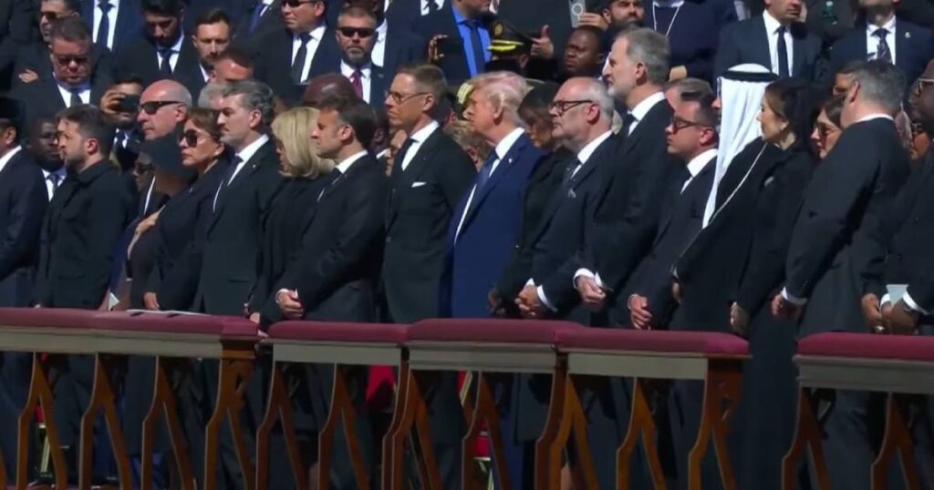 papa franjo sahrana