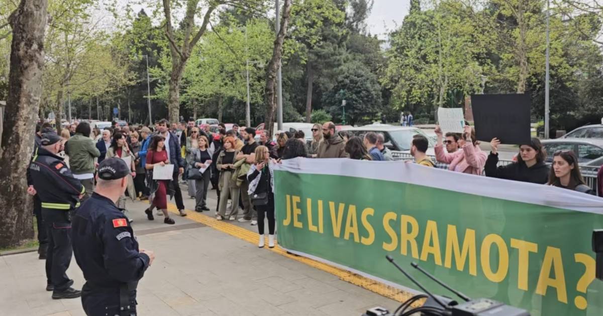 protest skupstina crne gore