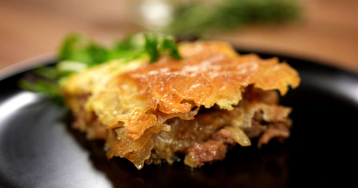 burek sa sjeckanim mesom