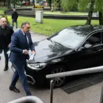 dodik automobil