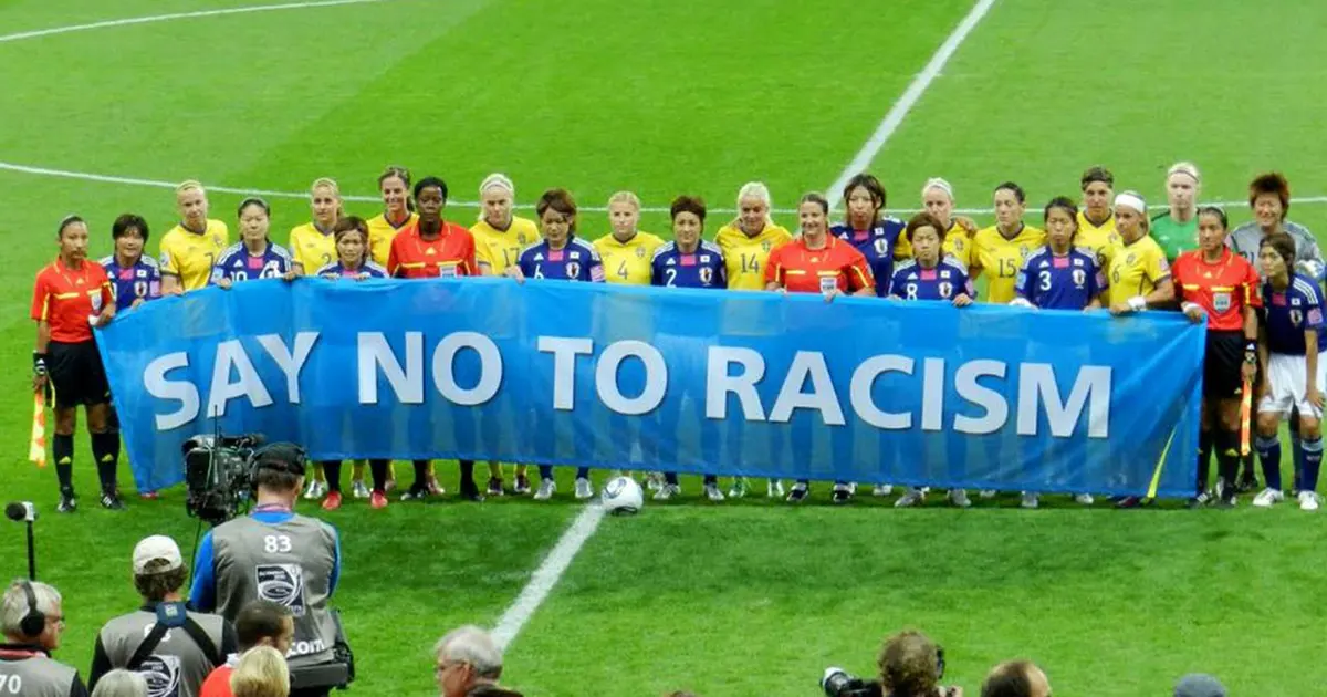 fifa rasizam