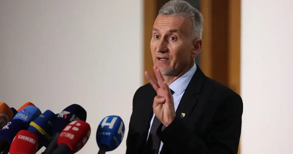 kemal ademović