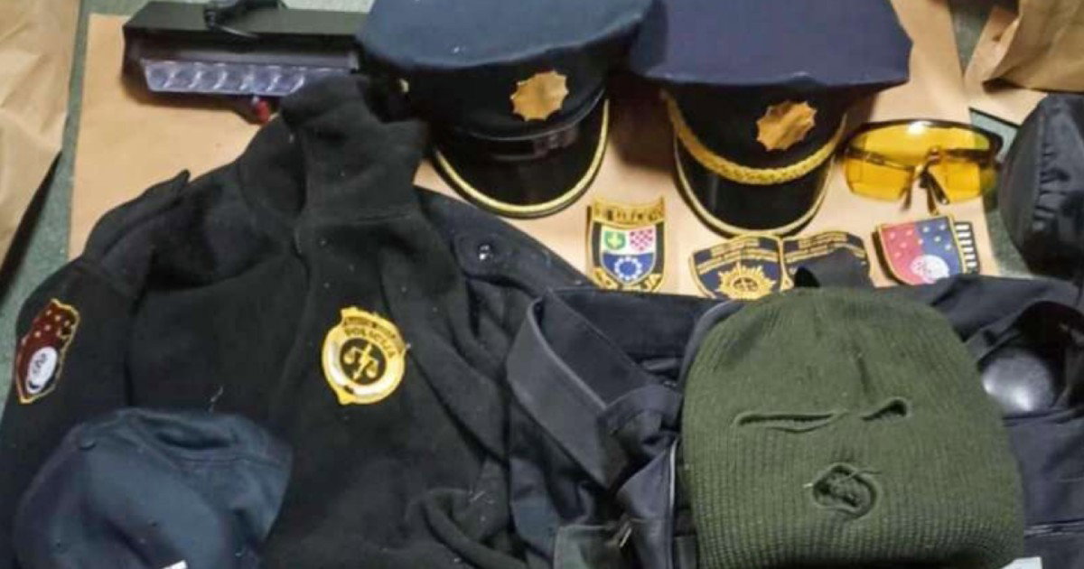 policijske uniforme kradljivac