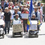 protesti tuzla penzioneri