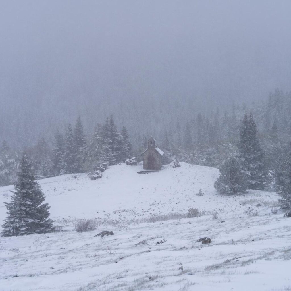 snijeg velebit hrvatska