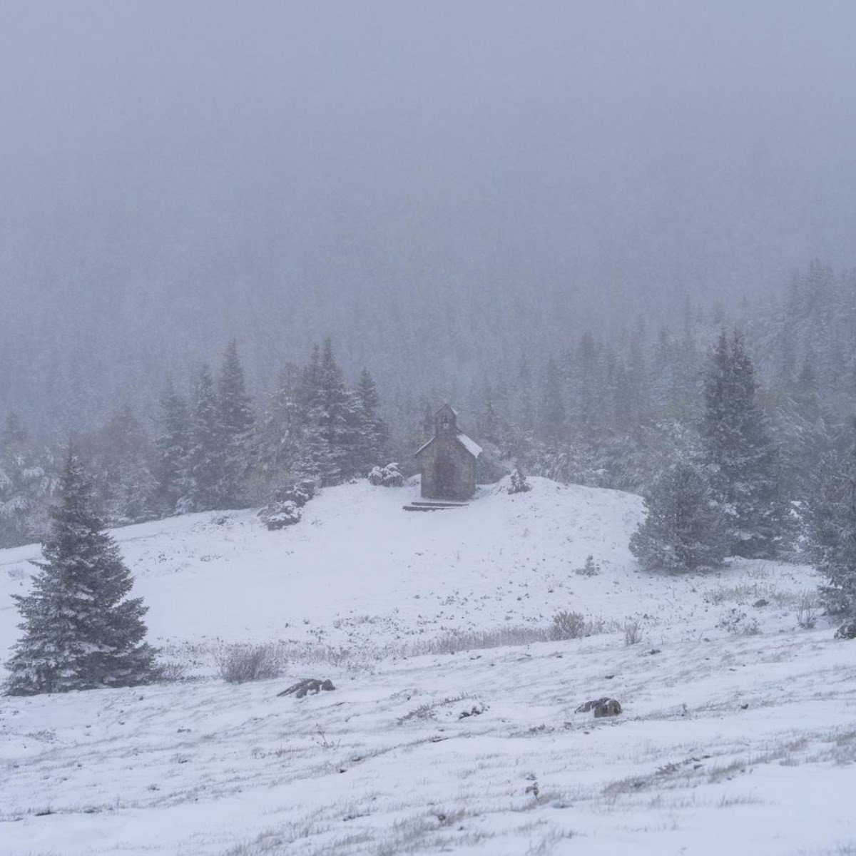 snijeg velebit hrvatska
