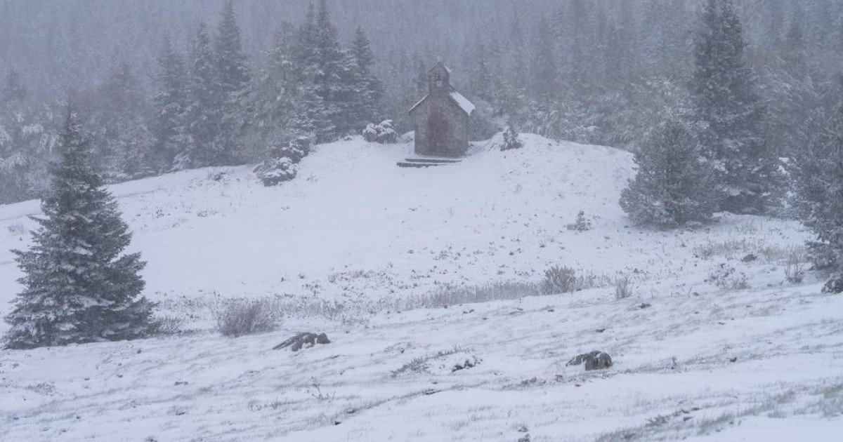 snijeg velebit hrvatska