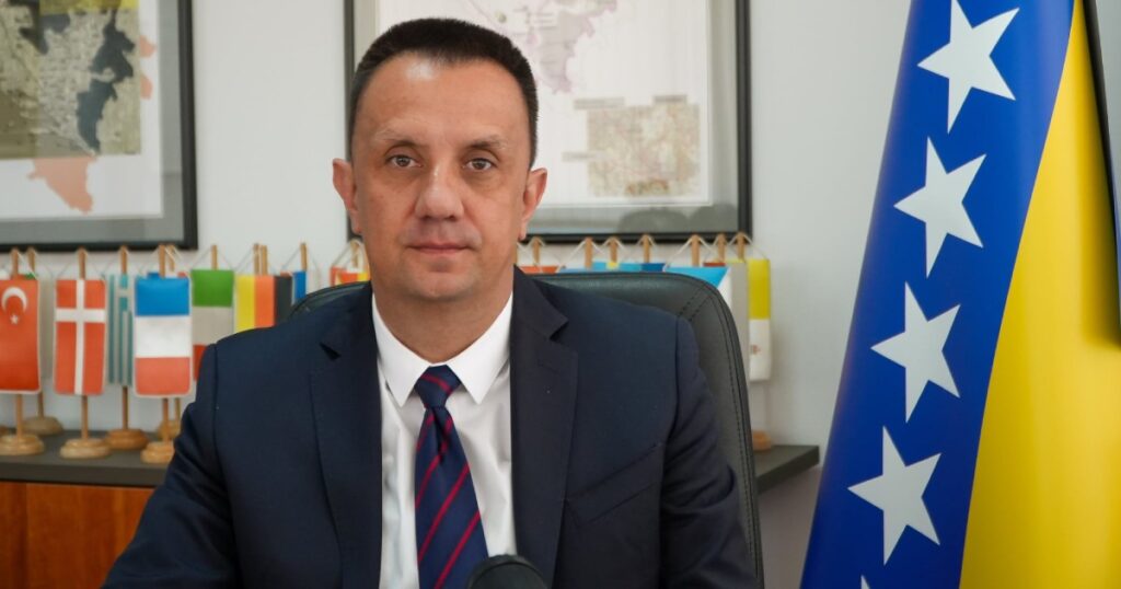 Vedran Lakić
