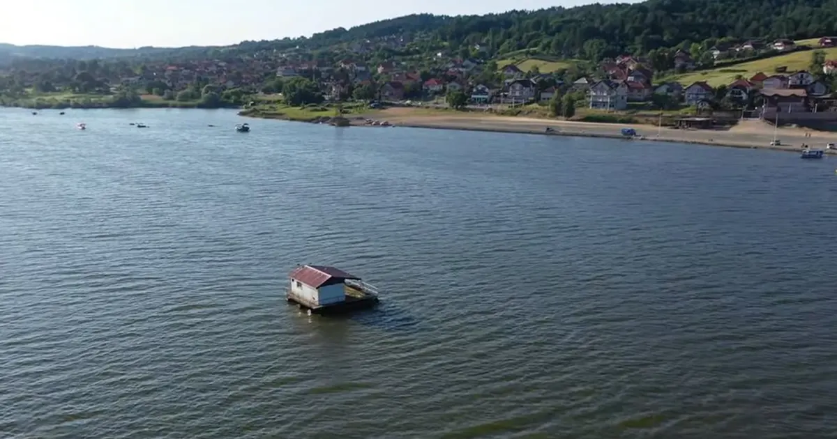 jezero modrac