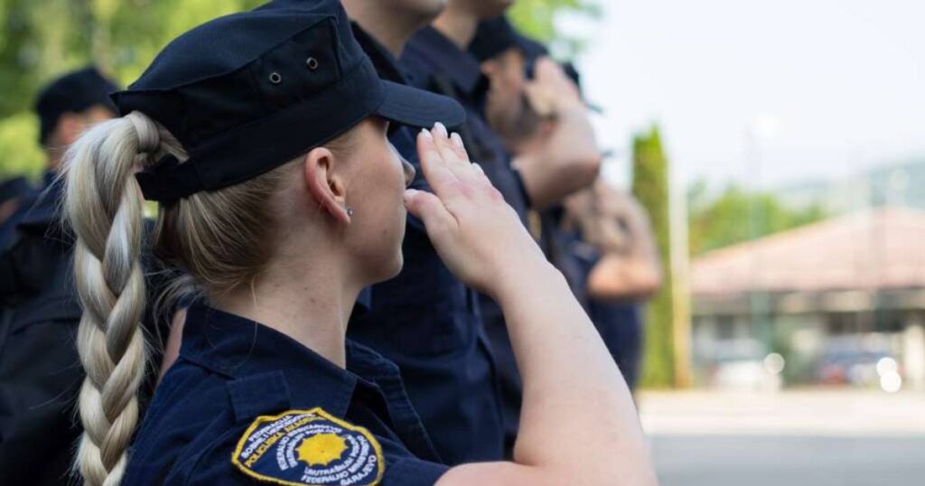 kadeti zena policijska akademija