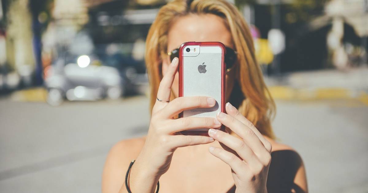 mobitel iphone