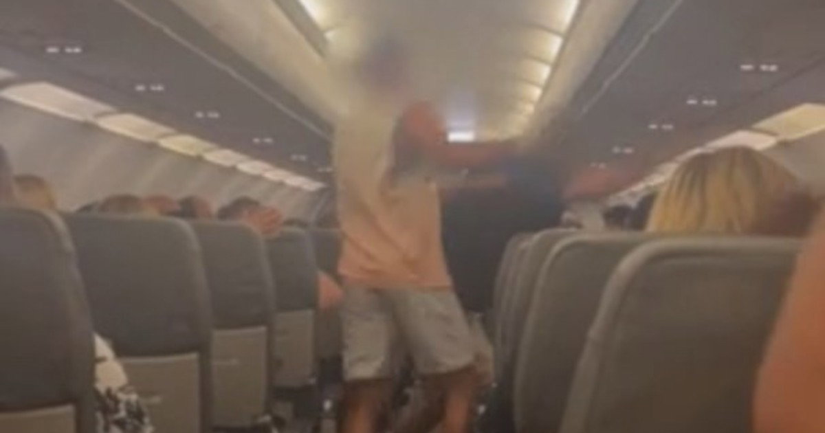 tuča u avionu