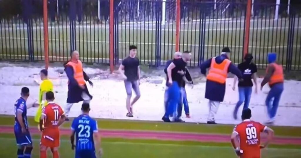 Novčano kažnjena dvojica huligana koji su u Doboju napali fotografa
