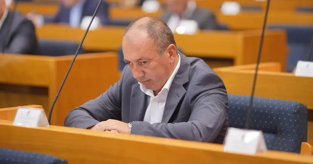 Crnadak: Nećemo za ovo glasati, dolazi nova era
