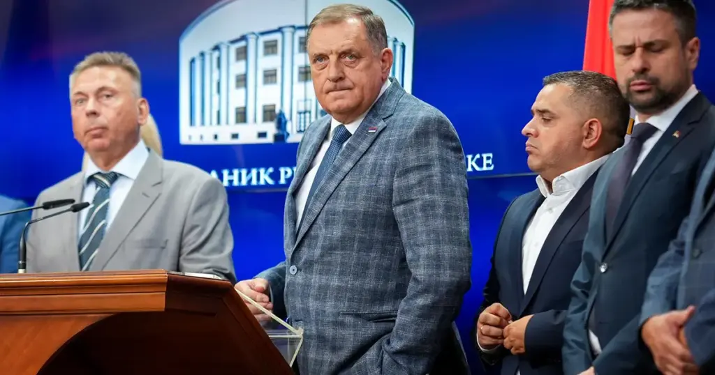 dodik snsd