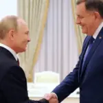 putin i dodik se rukuju
