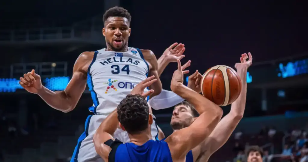 Giannis Antetokounmpo protiv Izraela