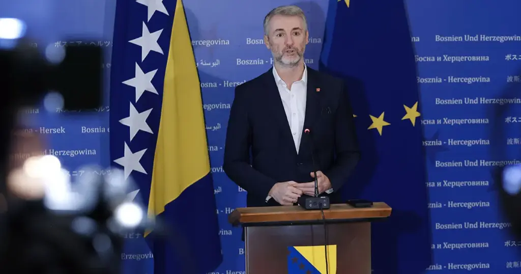 Forto:  Cilj je da olakšamo firmama poslovanje u EU. Neka Košarac i Amidžić otkriju šta su obećali prevoznicima