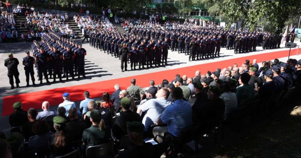 Policijska akademija FMUP-a promovirala 277 mlađih inspektora i policajaca