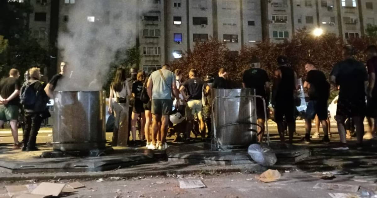 Incidenti i pirotehnika na antivladinim protestima u Srbiji, avgust 2025.