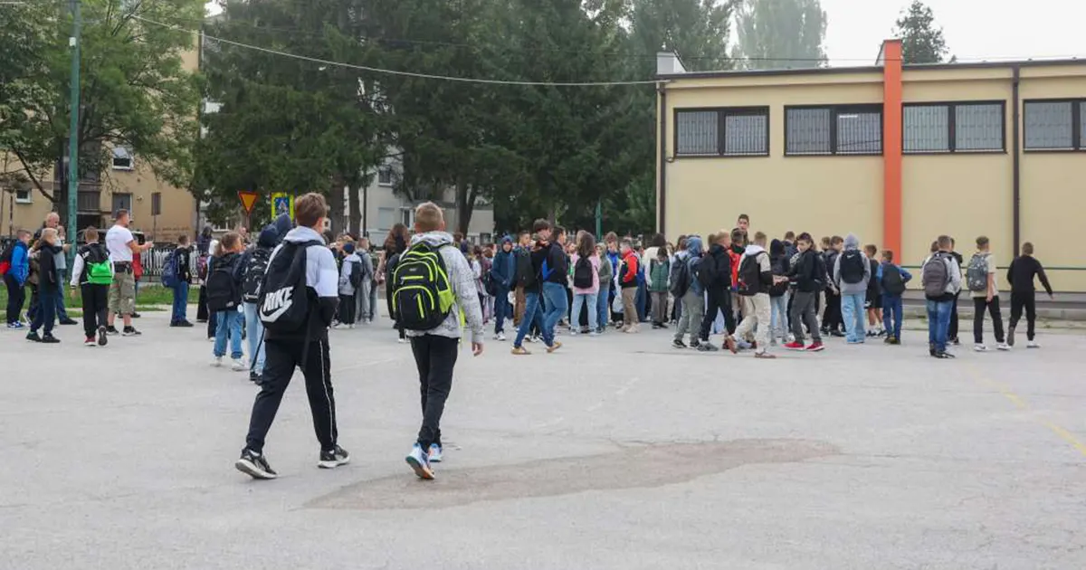 škola učenici