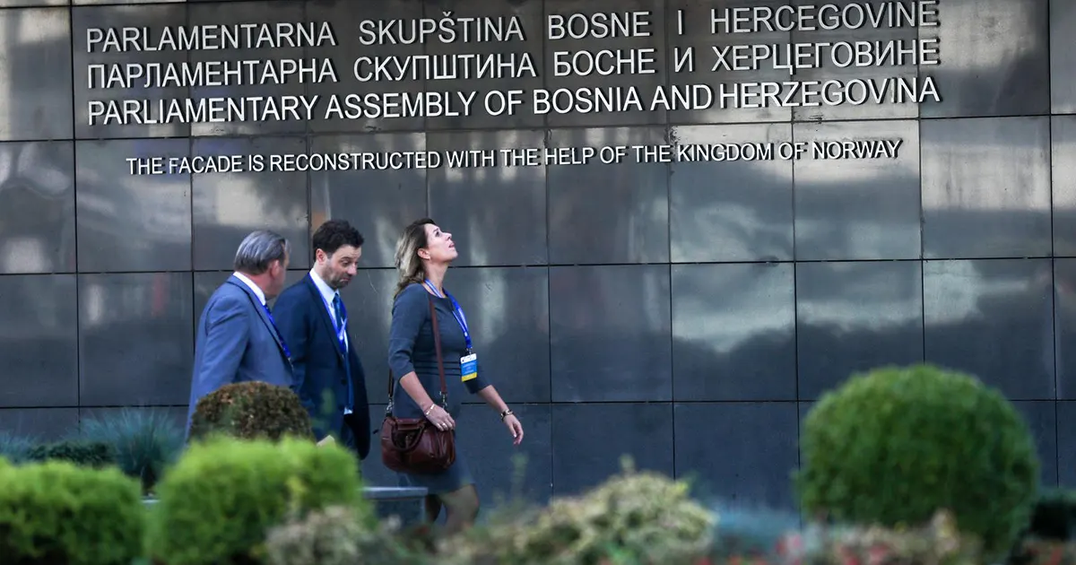 zgrada parlament uposlenici