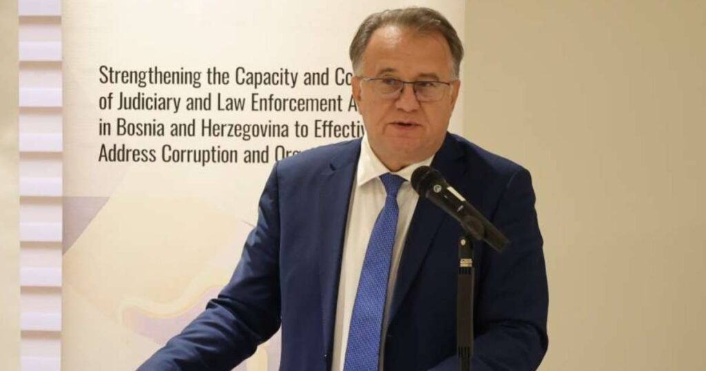 Nermin Nikšić