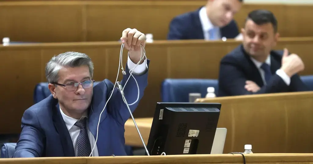 Šemsudin Mehmedović