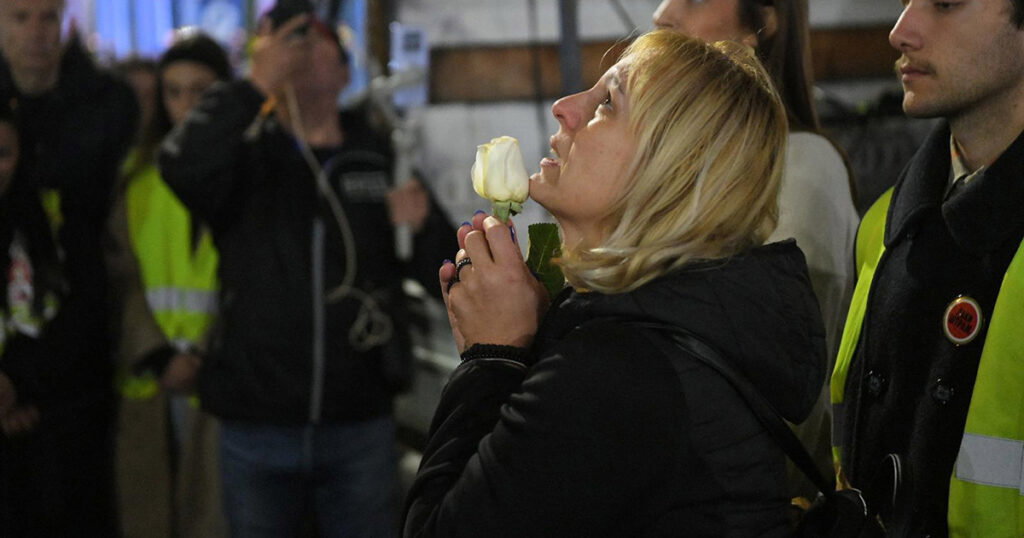 Beograd: Mirni prosvjedni mimohod u povodu 11 mjeseci od novosadske tragedije