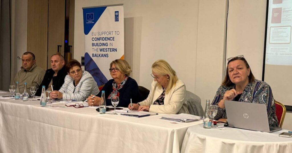 Institut za nestale osobe okrugli sto
