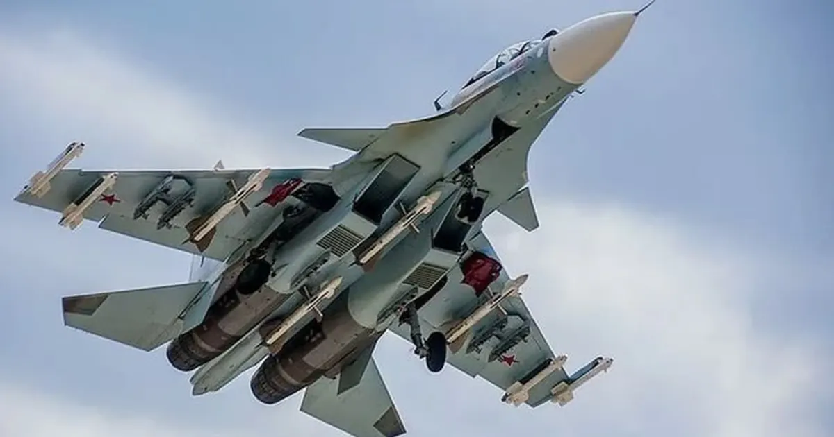 Borbeni avion Su-30