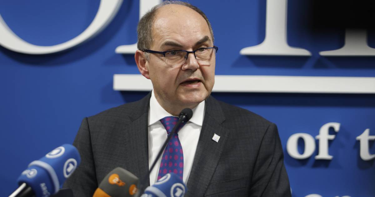 Schmidt otvoreno o razlozima odlaska: SAD su vršile ogroman pritisak. U memoarima ću reći sve