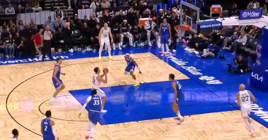 Double-double učinak Jusufa Nurkića u pobjedi Utaha. Još jedna sjajna utakmica Luke Garze