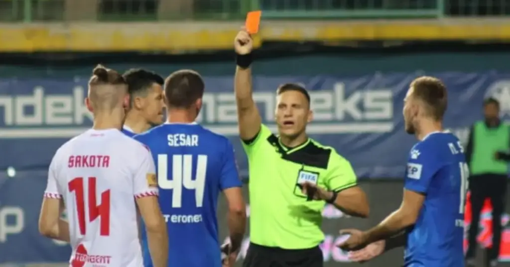 siroki zrinjski crveni karton sesaru