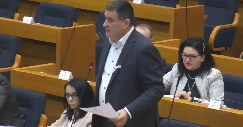 Vlado Đajić na sjednici NSRS-a