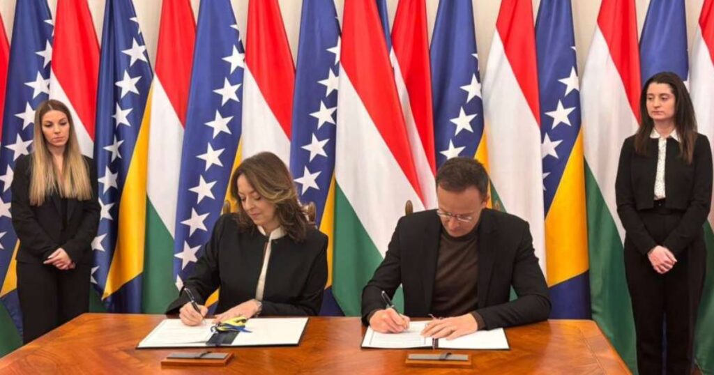 Bošnjak Szijjártó