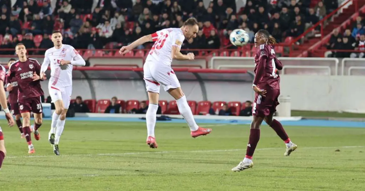 Nemanja Bilbija na utakmici protiv Sarajeva