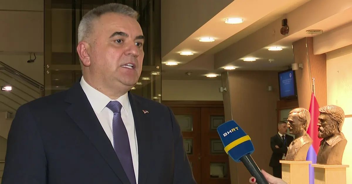 Savo Minić