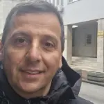 Vukanović ispred sjedišta CIK-a