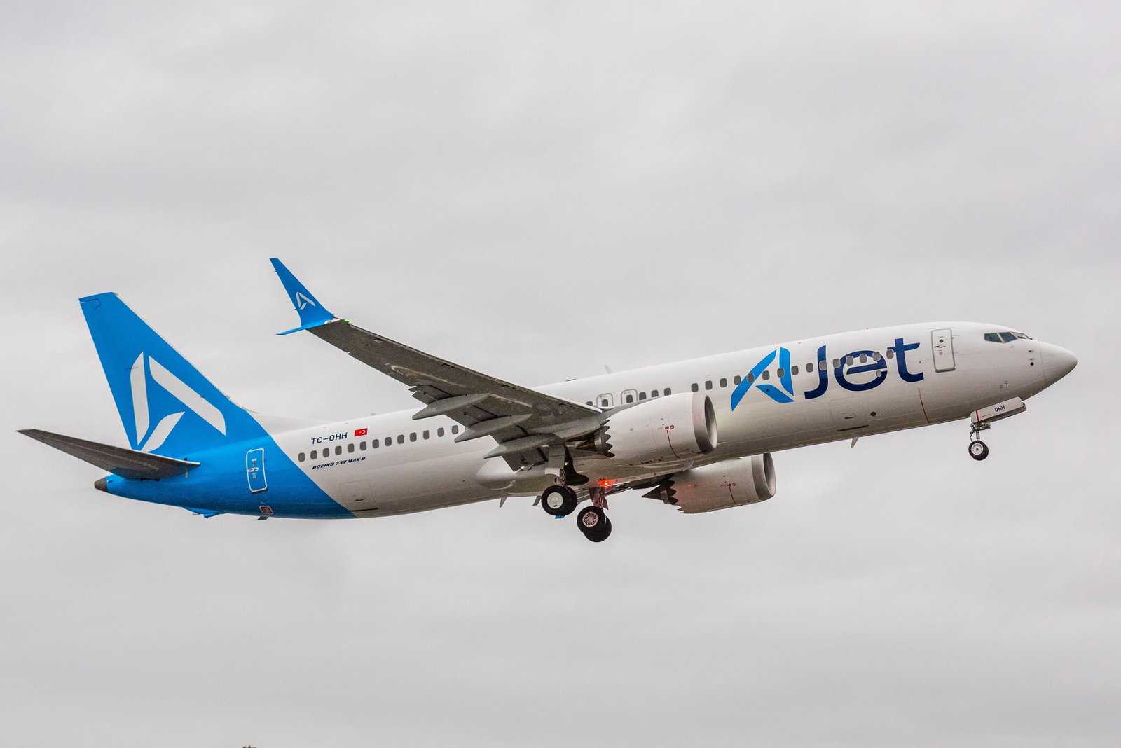 ajet avion