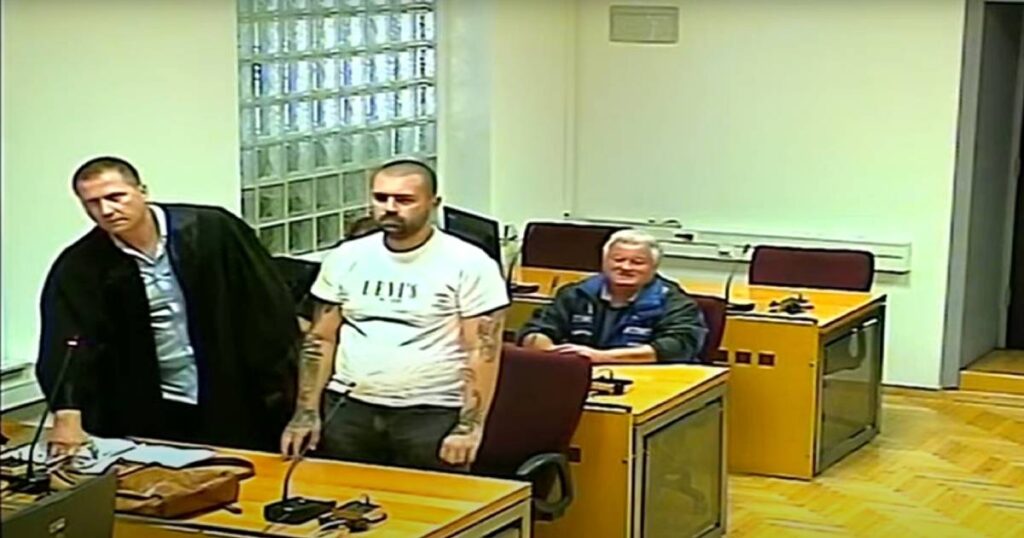 Marko Plavšić (u prvom redu)